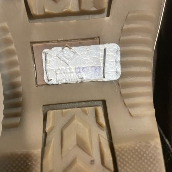 Call it spring boots - like new - Picture 4 of 6